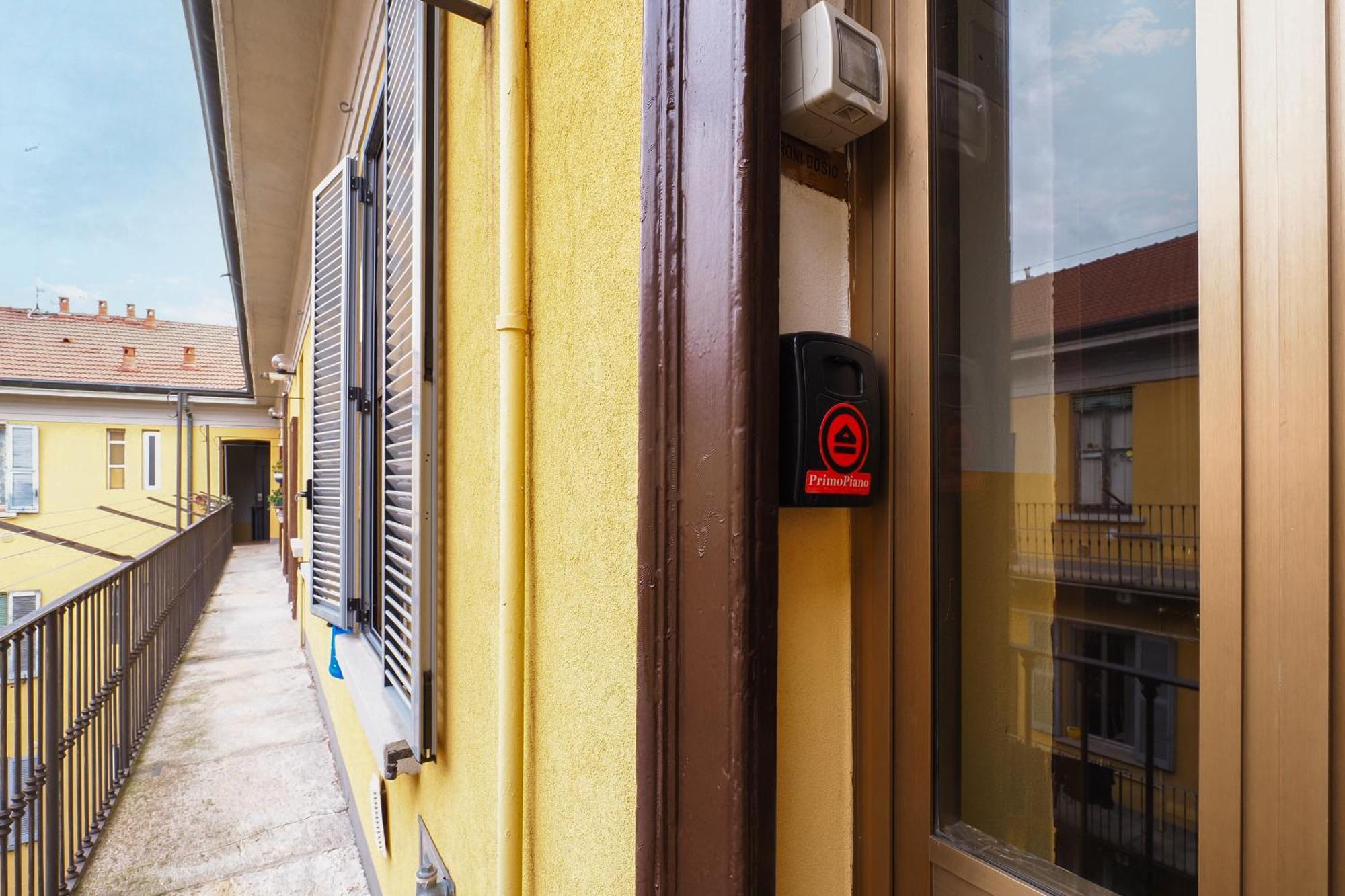 Ferienwohnung Primopiano - Custodi Mailand Exterior foto